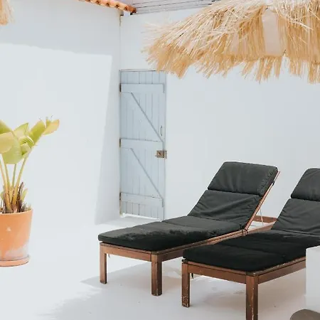 Senhora Do Cabo Meco Homy Holidays Penzion 4*